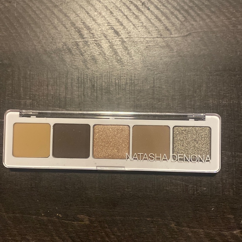 Natasha Denona never used eyeshadow palette